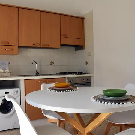 Casa Vacanze A Proprio Agio 2 Feriehus *